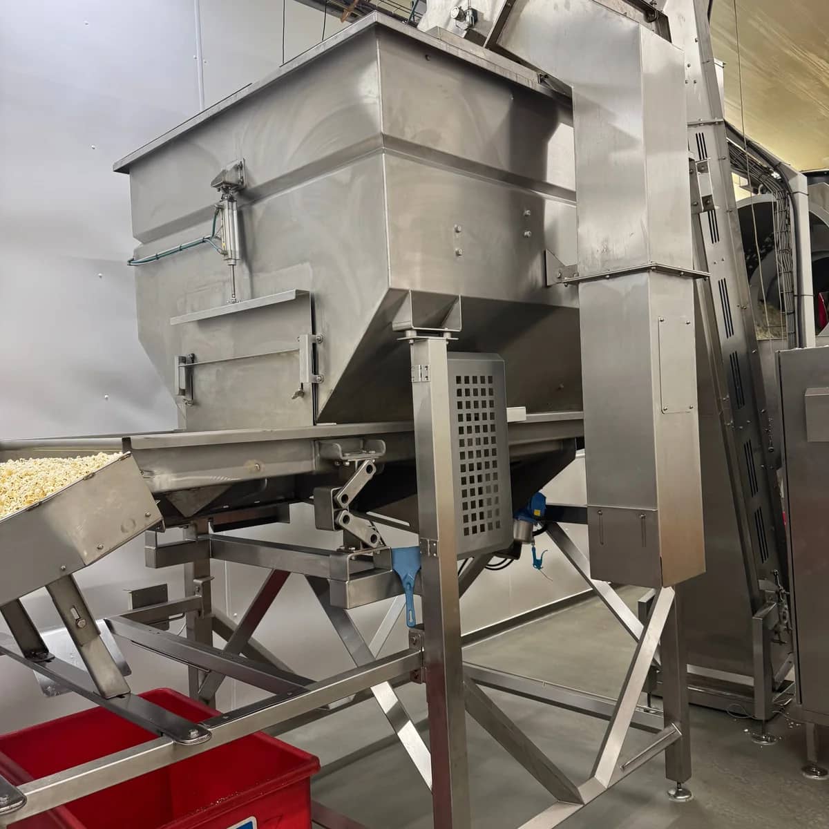 Polar Systems Ltd Bulk Hopper, Vibratory Table, Base, Elevator And Diverter