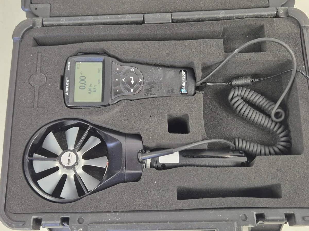 Airflow LCA501 Rotating Vane Anemometer In Case