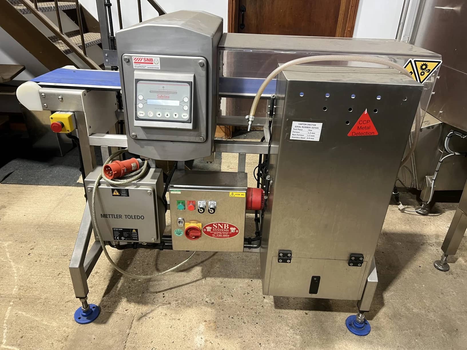 Safeline Metal Detector