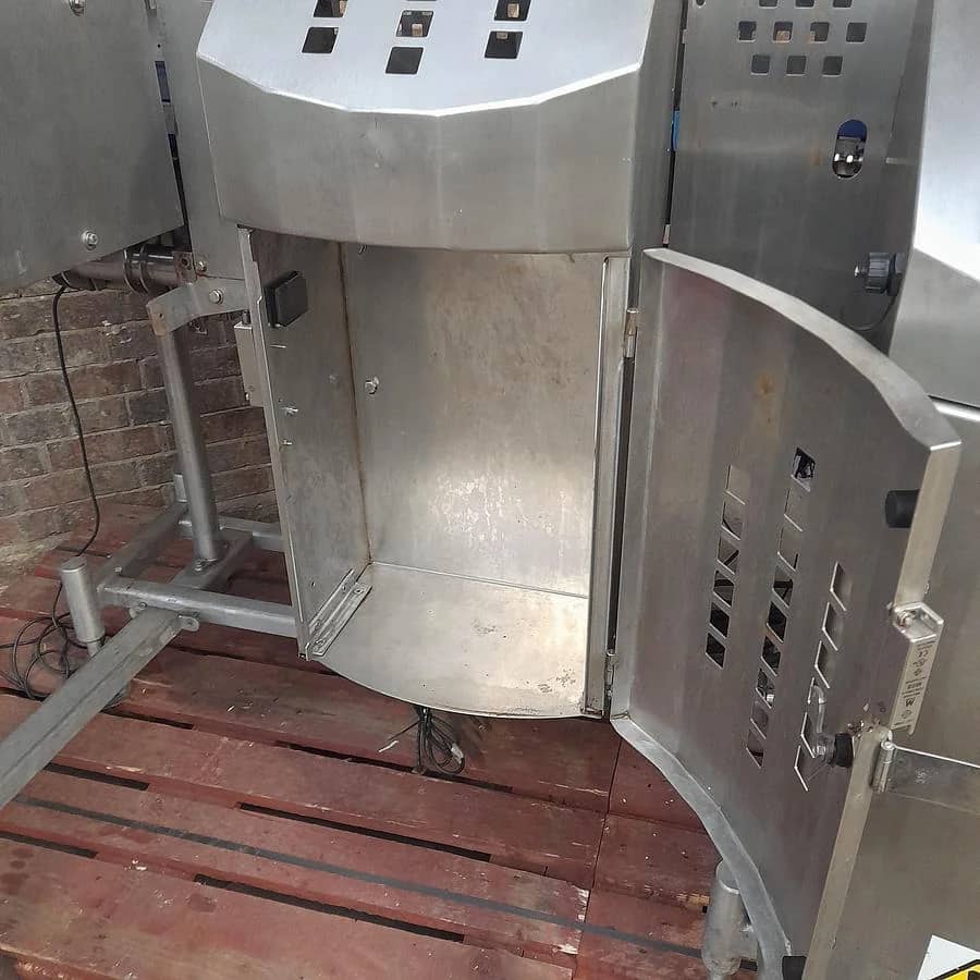 Loma IQ3 Metal Detector, Checkweigher & Bins