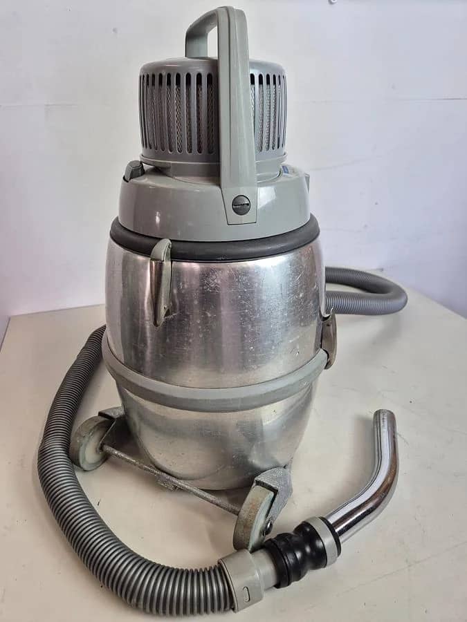 GM80 Vacuum Cleaner