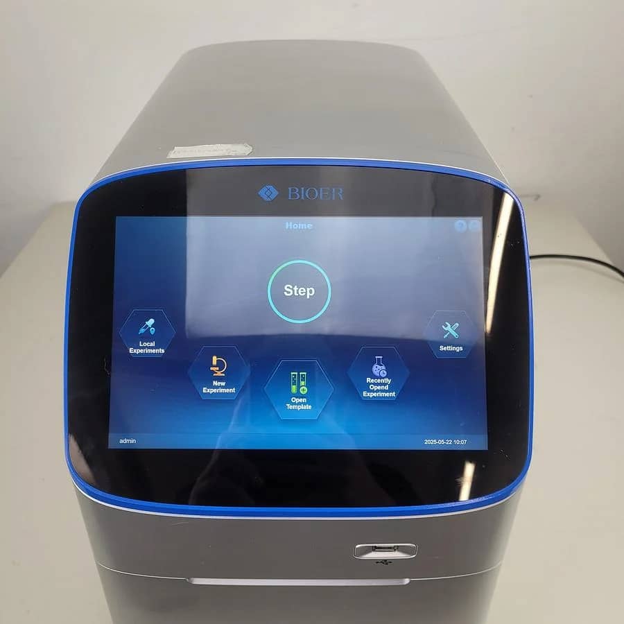 Fluorescent Quantitative Detection System