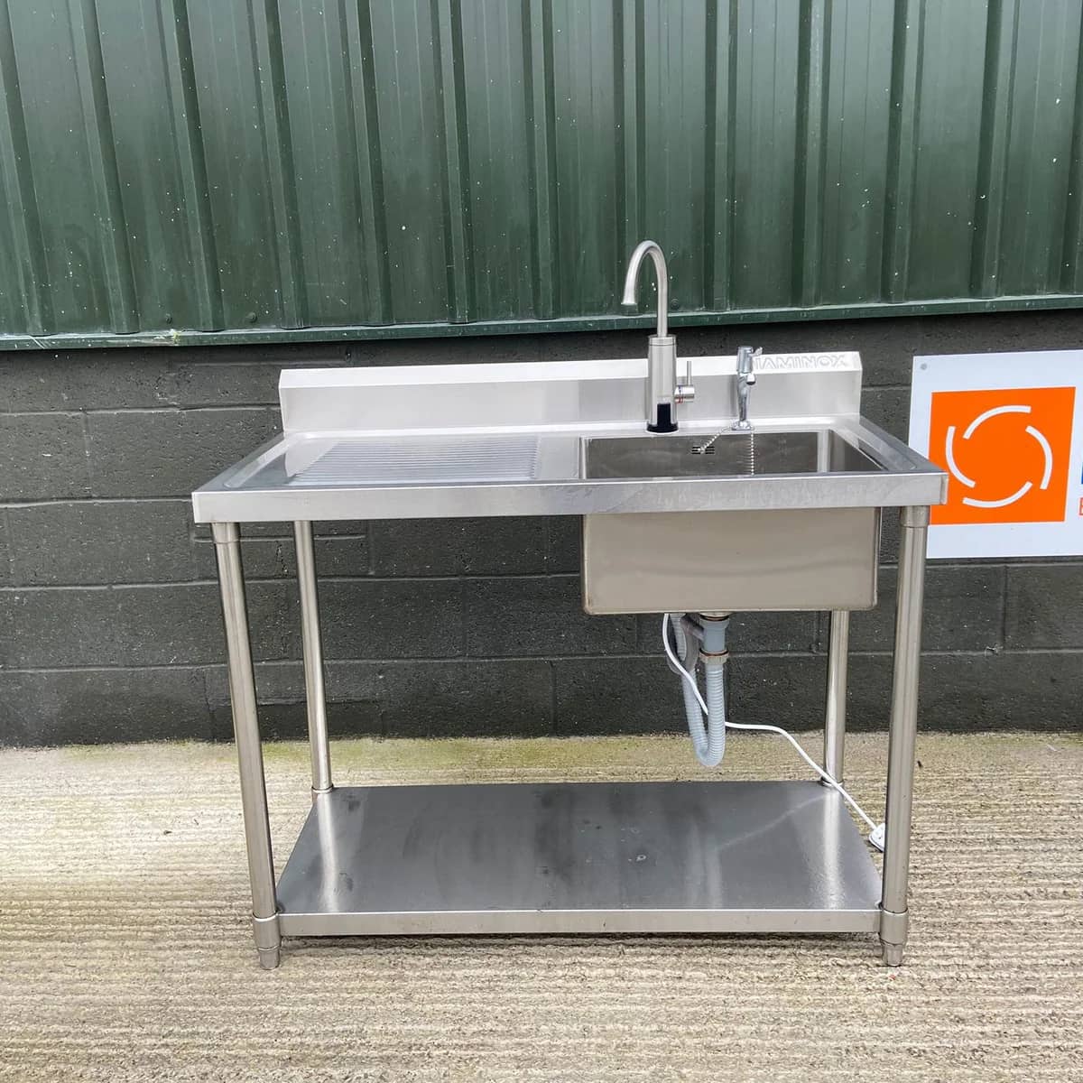 Diaminox Single Stainless Steel Sink With Electric Water Heater Tap