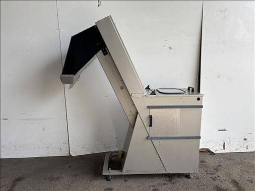 Dietz Flighted elevator conveyor
