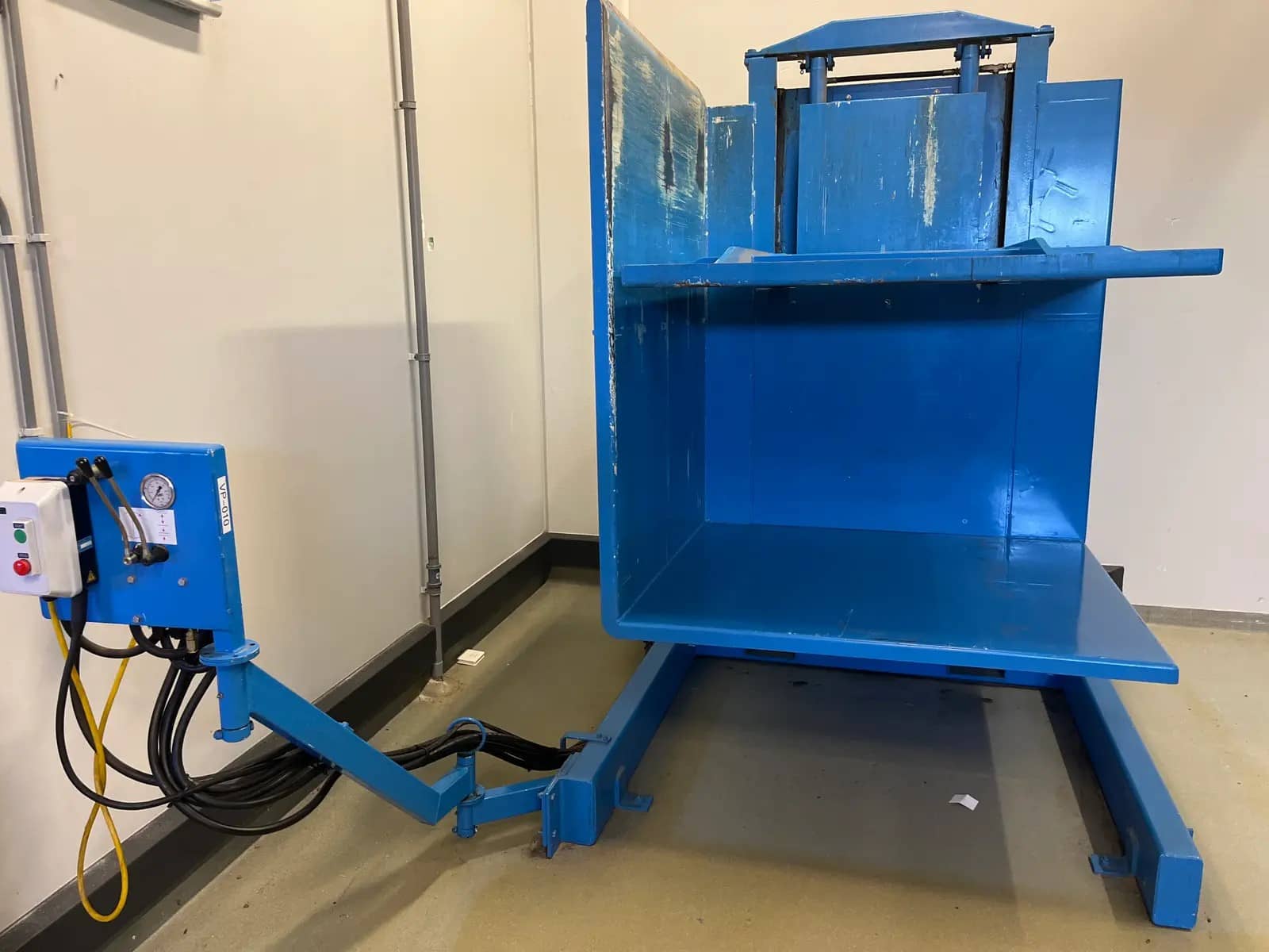 Premier Pallet Inverter / Turner