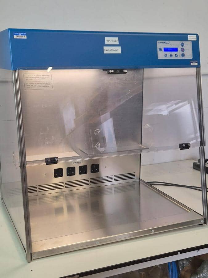 VWR PCR 732-2541 Workstation