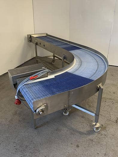 90 degree Angled Conveyor