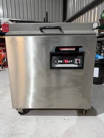 Turbovac / HFE Vacuum Systems bv mobile single-chamber vacuum packing machine