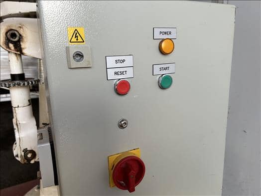 Manesty D3B tablet press