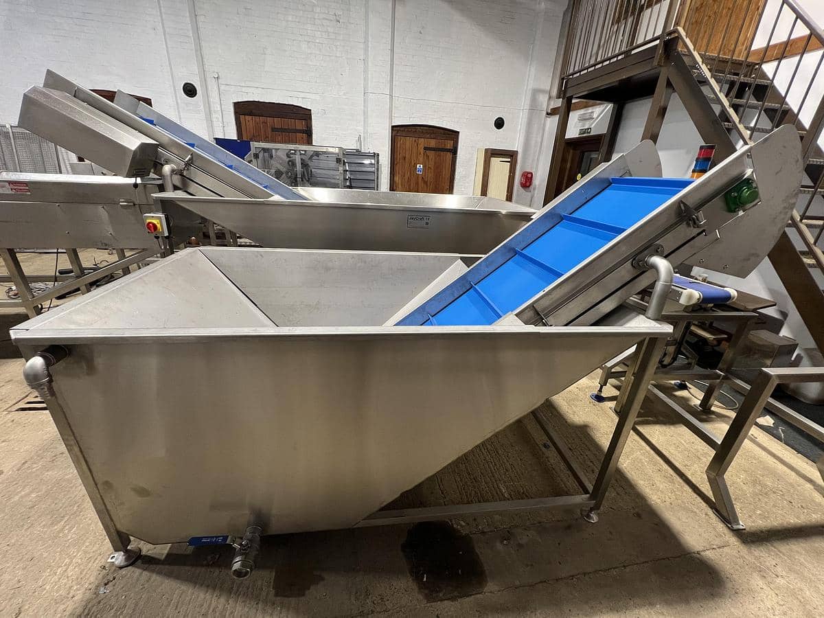 2026 JayCraft Surge tank