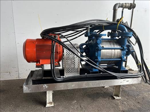 LR CR-210 Vacuum pump