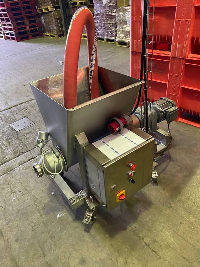 Transfer Auger with Hopper