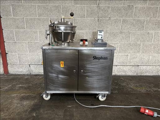 Stephan UMC12-F Universal Mixer