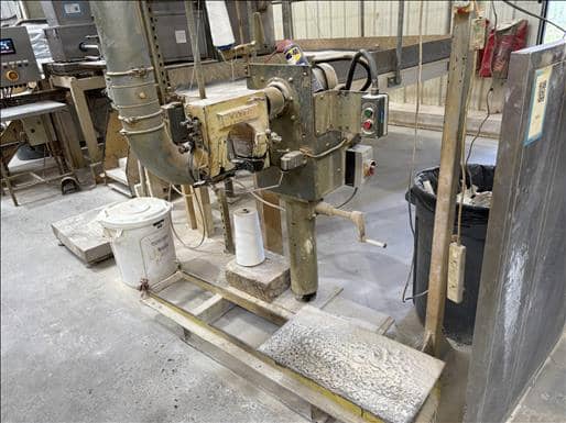 Medway 150 Sack stitcher machine