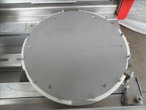 NNP Traversing and rotating head party food cutter