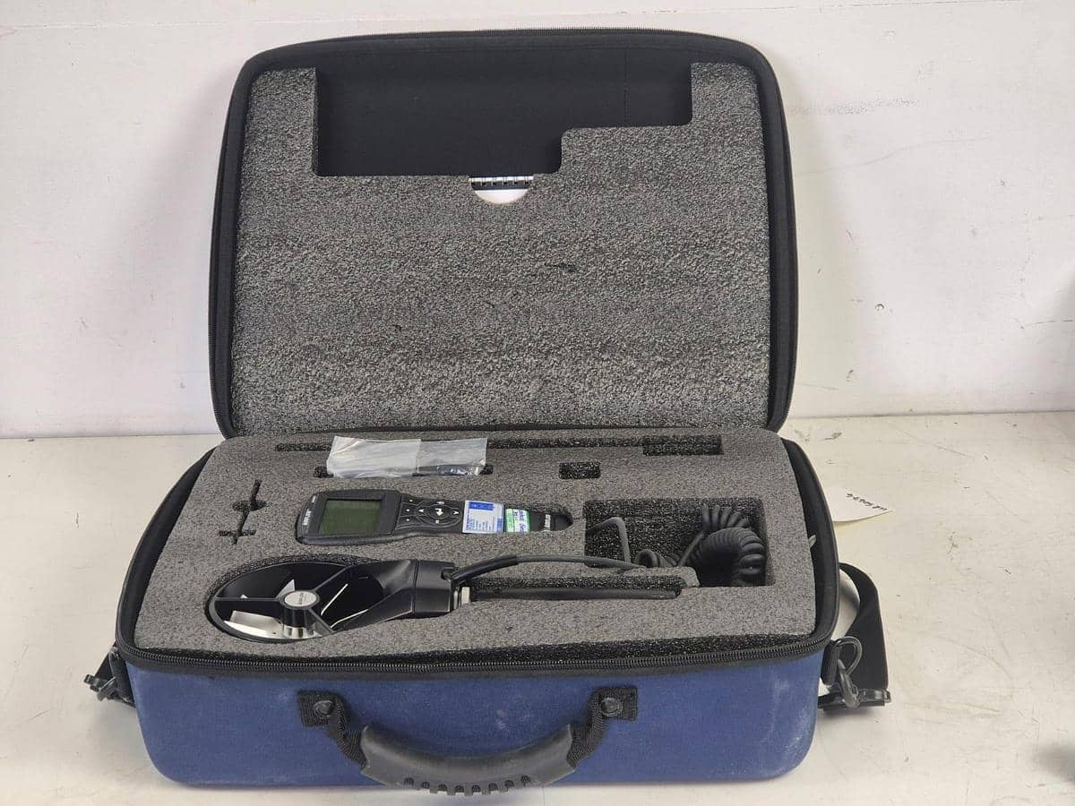 TSI Alnor LCA501 Air Velocity Meter