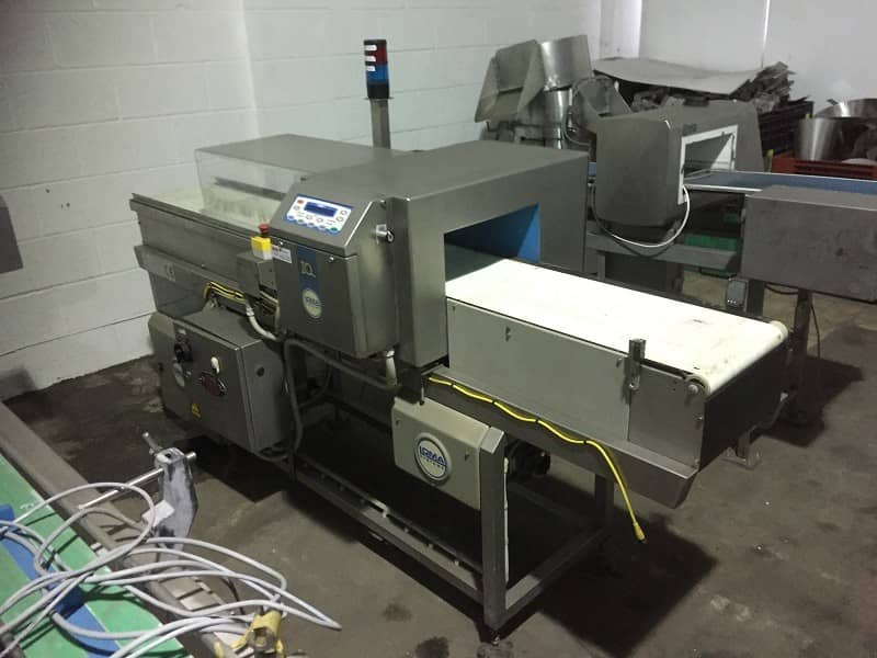 Loma IQ Metal Detector