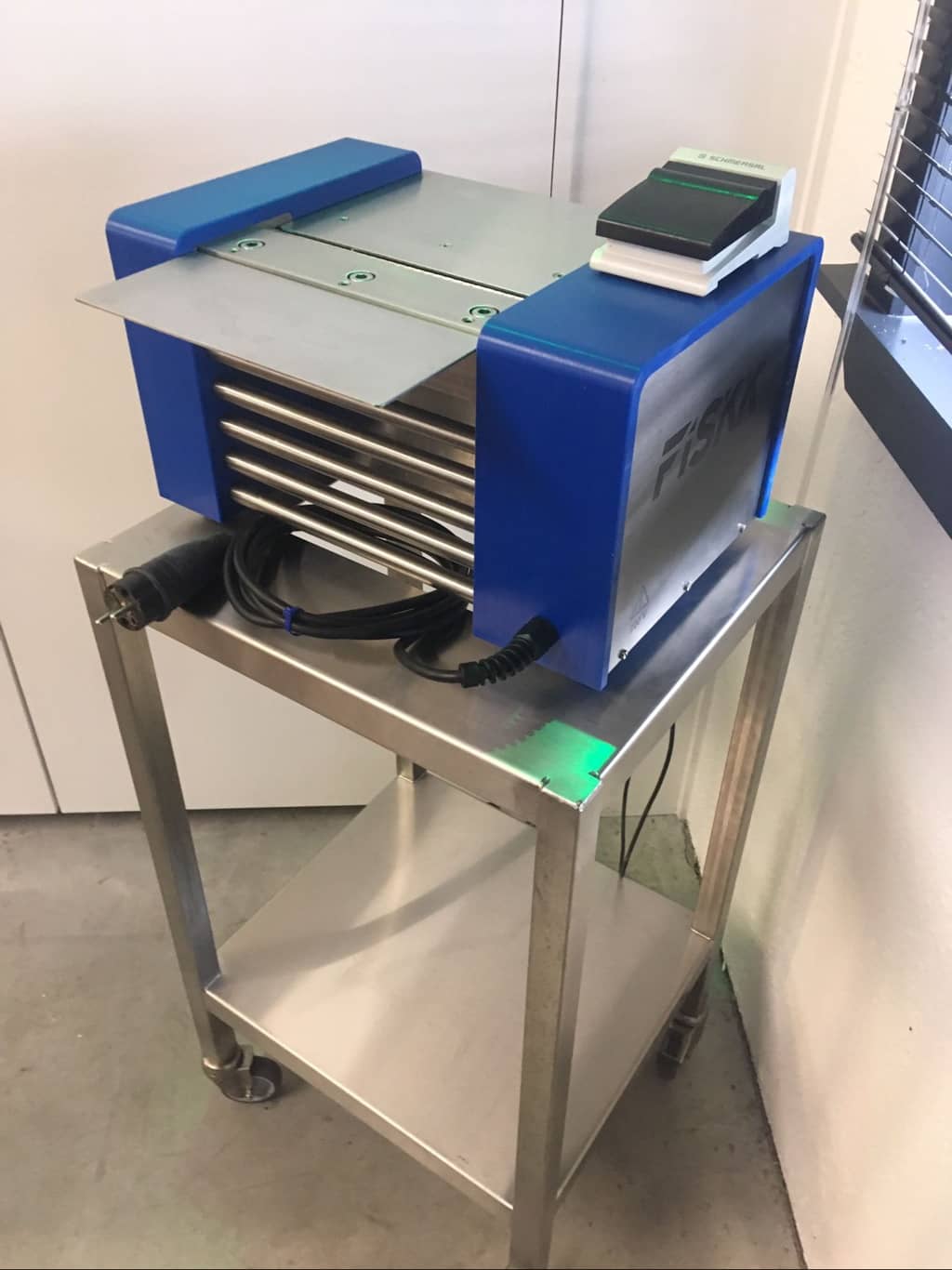 FISKK 220L Table Top Fish Skinning Machine