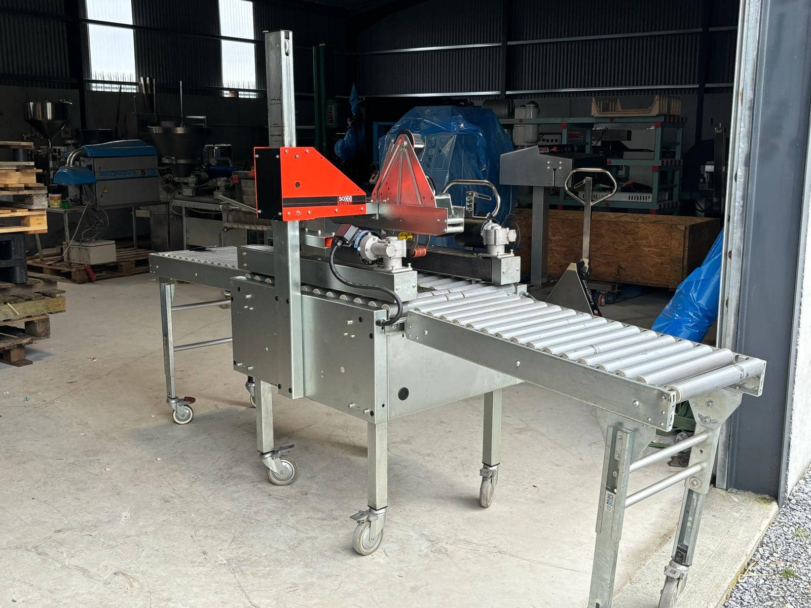 Soco T10 With Infeed & Out Feed Conveyors