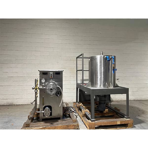 Continuous Shear Mixer With Holding Tank