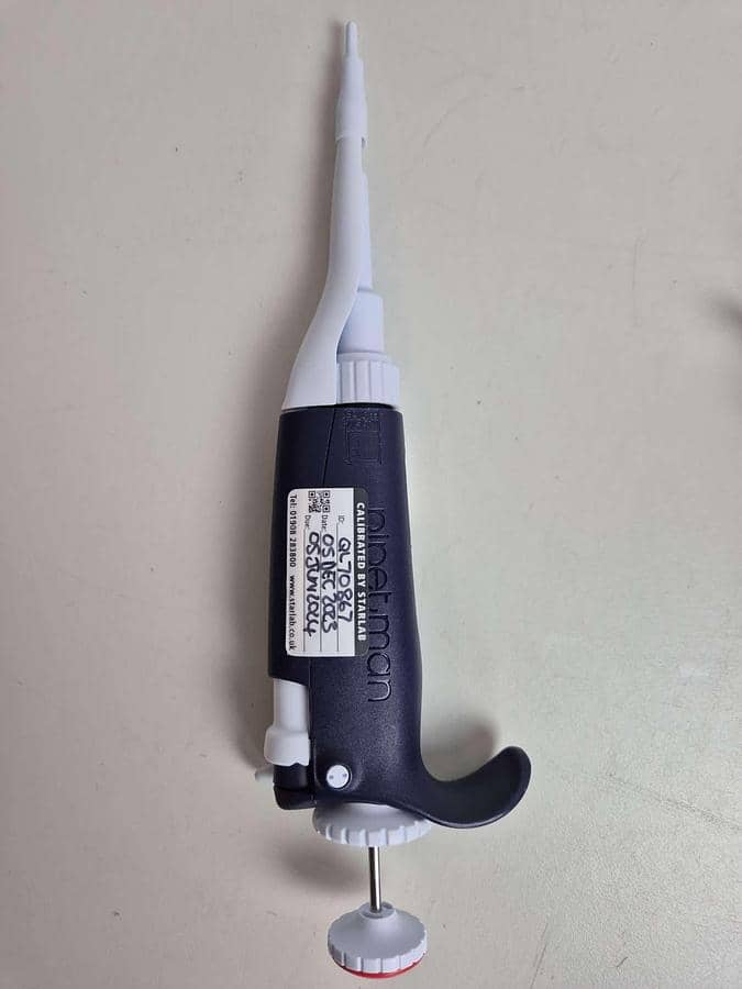 Gilson PIPETMAN P2 0.2-2uL Single Channel Pipette Colour-code Orange