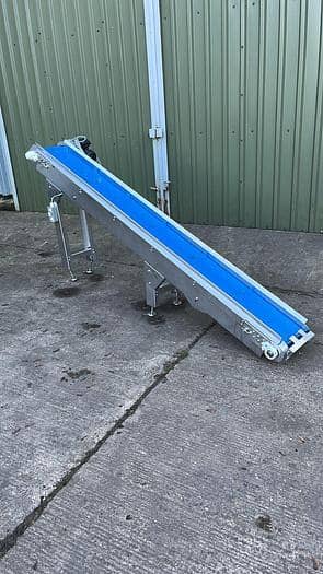 Incline Conveyor Belt