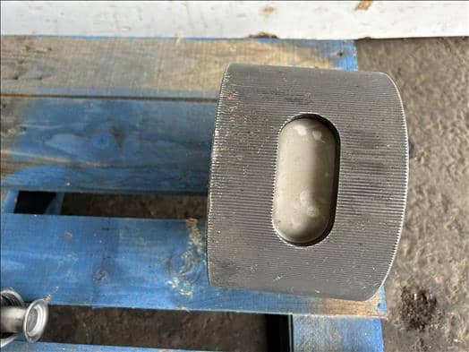 Formatic R2200 Forming machine