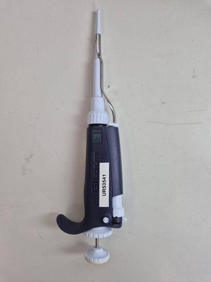 Gilson PIPETMAN L P20L 2-20uL Single Channel Pipette Light Yellow