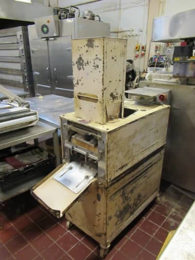 Mono Bread Roller