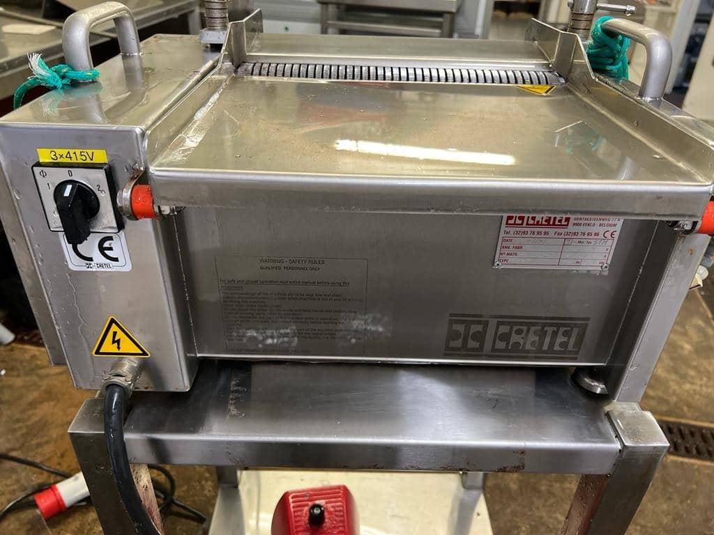Cretel 361F Fish Skinner