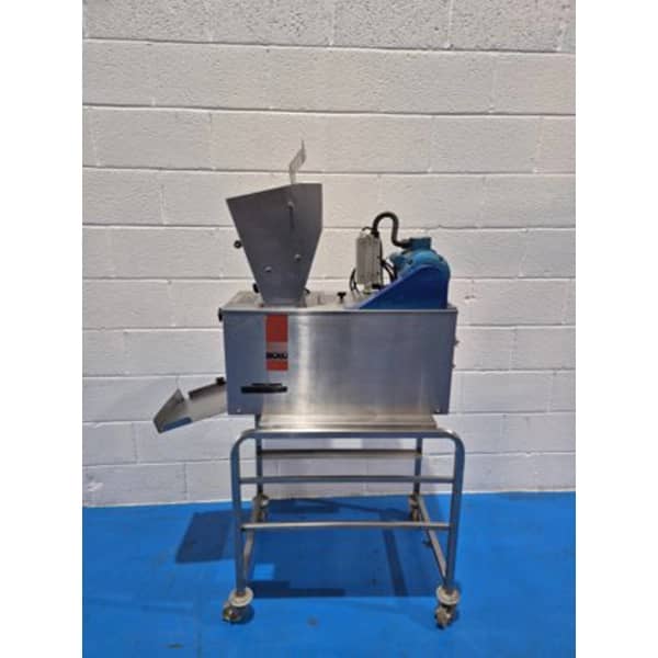 Bread Molder