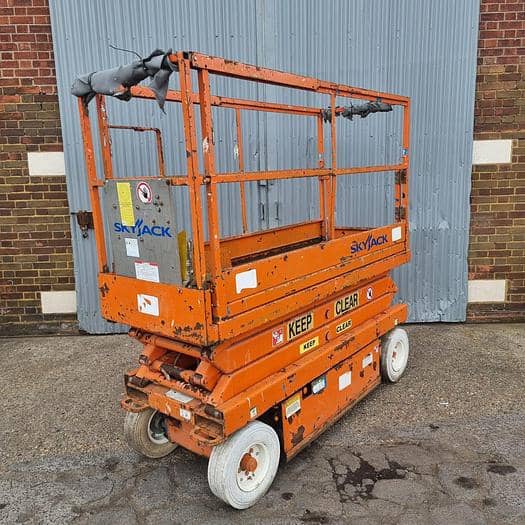 Sky Jack Scissor Lift
