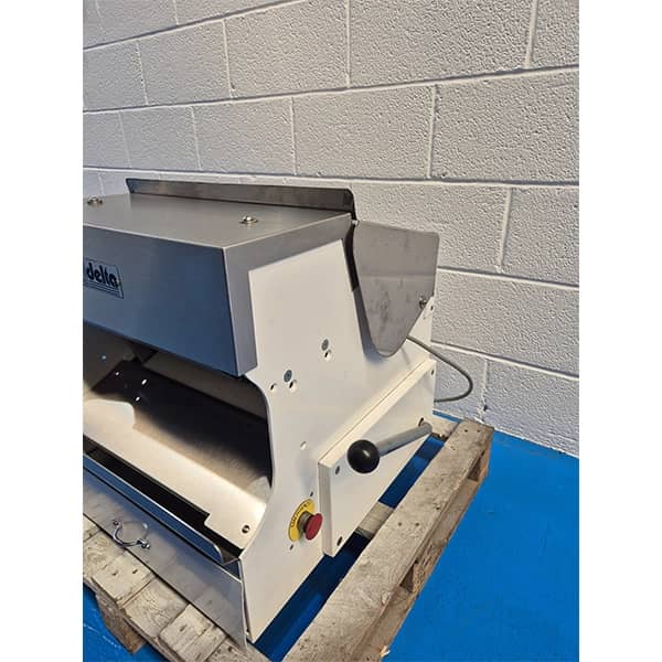 Delta Bread Slicer