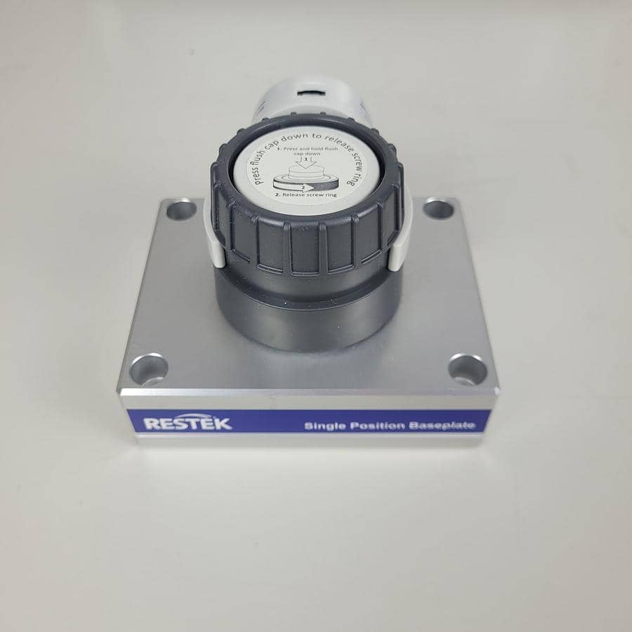 Restek SGT Baseplate Single Position plus SGT Superclean Gas Filter Kit