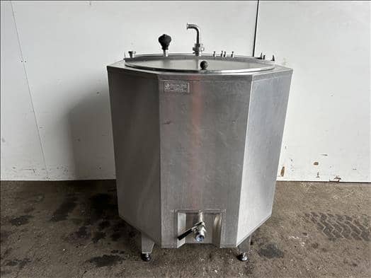 Charles Wait 650L Holding tank