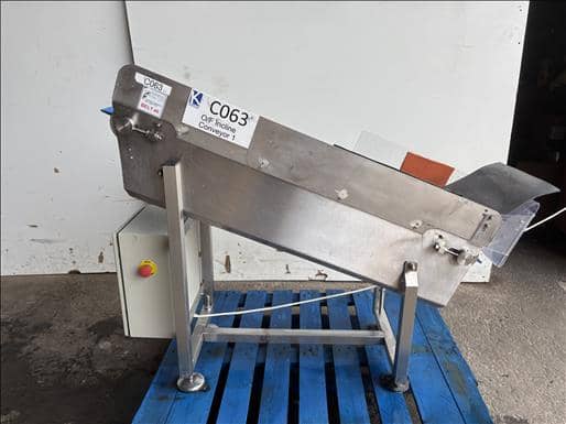 Vulcatech Flighted elevator conveyor