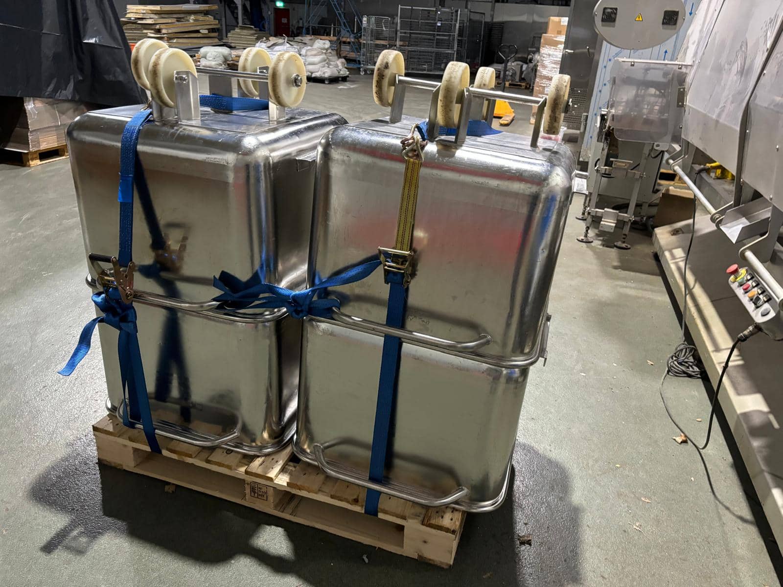 Tote Bins 200 ltr Stainless Steel