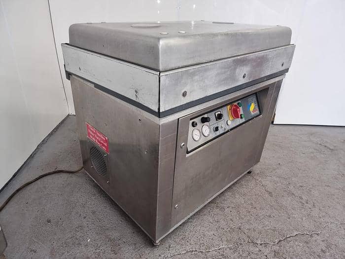Cryovac vacuum packing machine 4 in total