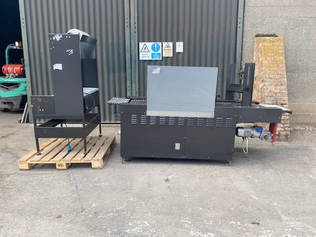 Shrink Tunnel with Sleever and L Sealer