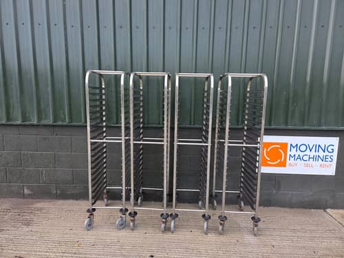 4 x Vogue 20-runner Baking Racks for 13'' x 22'' trays