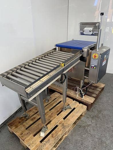 OCS HC Checkweigher and Roller Conveyor