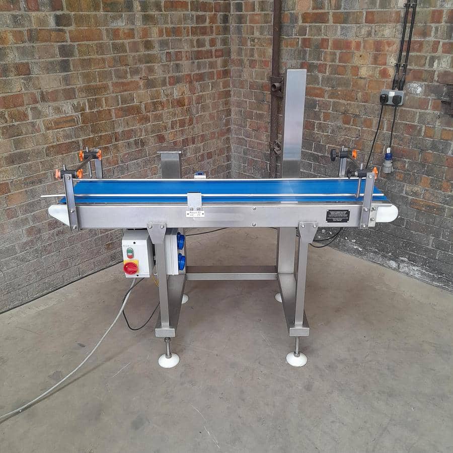 Crown Conveyors Straight Conveyor