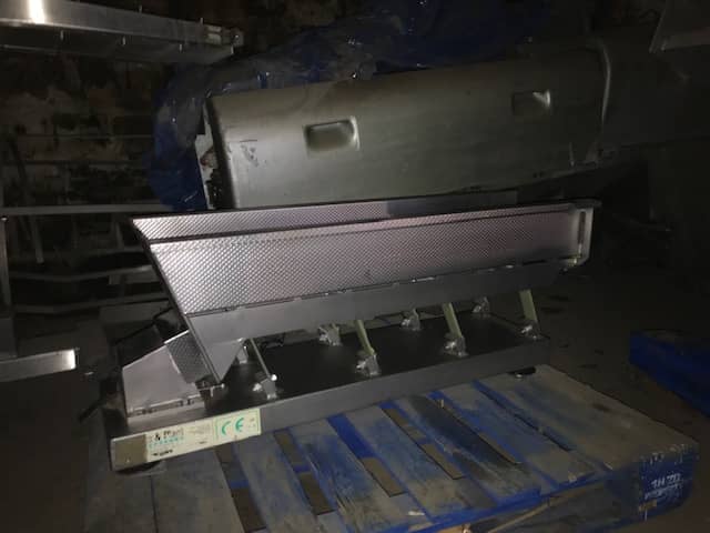 Cox & Plant Vibratory Conveyor