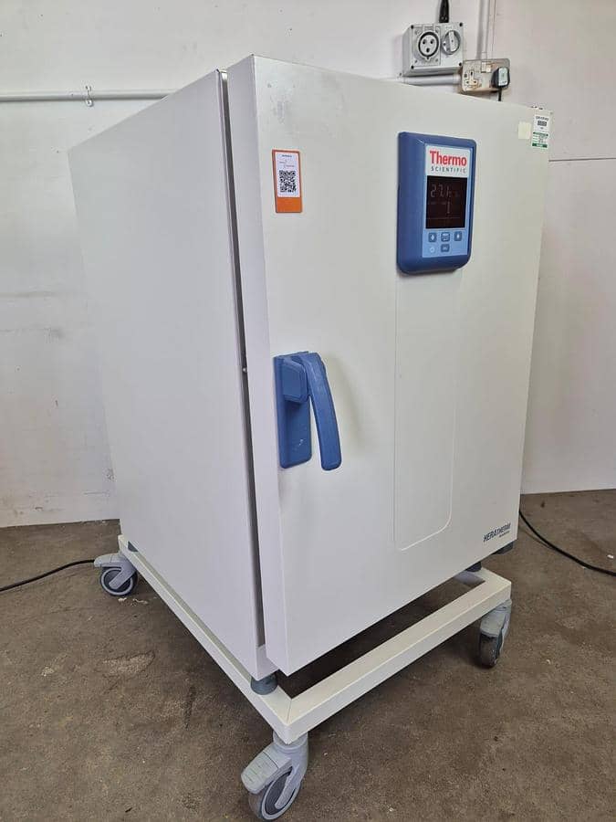 Thermo Scientific Heratherm IMH180 Incubator