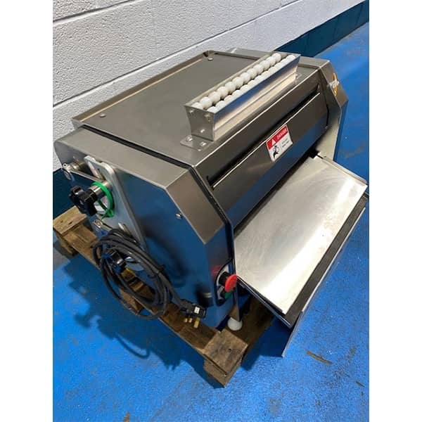 SFP-M50 Pizza Pinner Bench Top