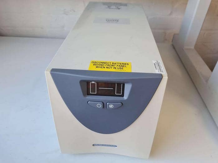 Powervar ABCE422-22 UPS Uninteruptable power supply