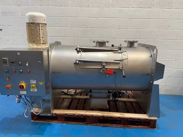 RT400 Blender with Hi Sheer Mixer
