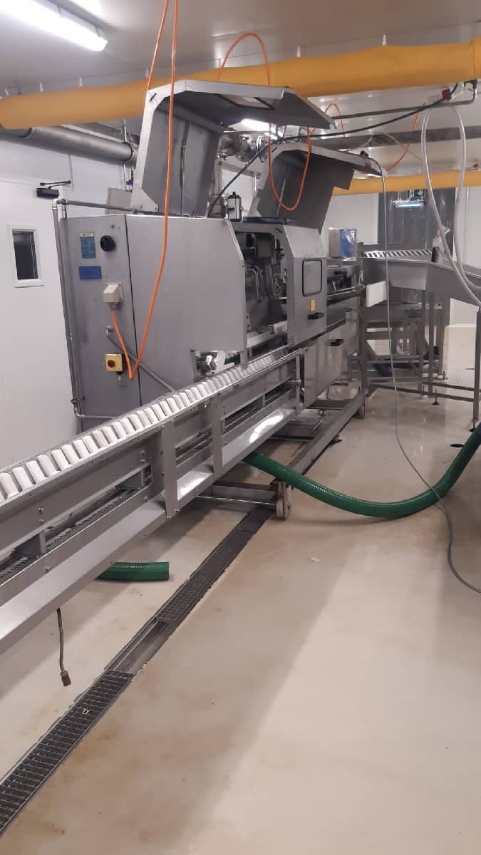 Baader 142 Salmon Gutting Machine