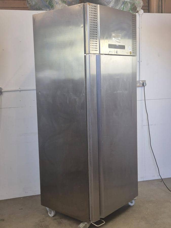 Gram R290 Fridge