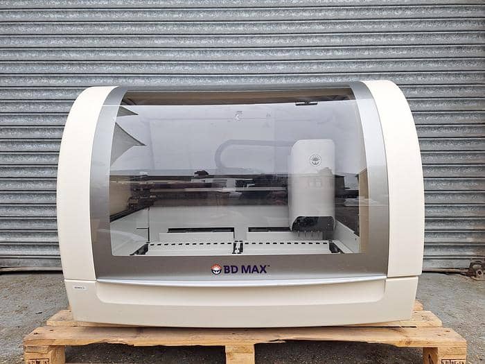 BD Max PCR Machine